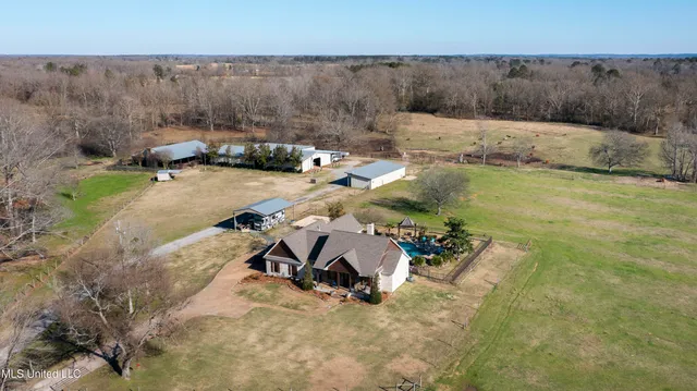 $1,359,000 | 1020 Jack Johnson Road, Crystal Springs, MS 39059