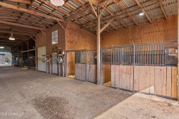 $1,359,000 | 1020 Jack Johnson Road, Crystal Springs, MS 39059