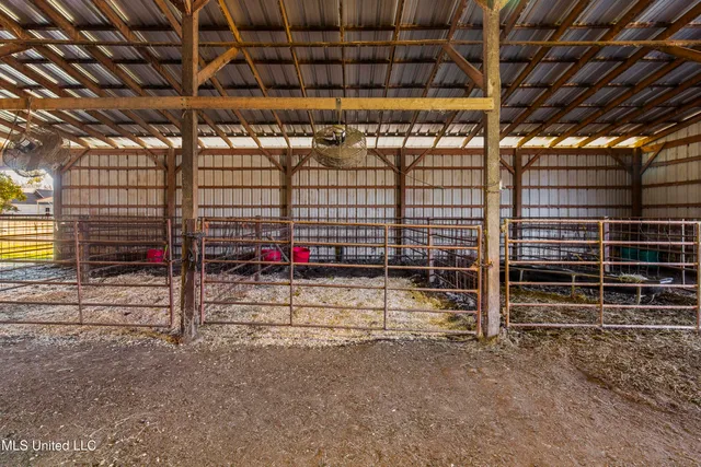 $1,359,000 | 1020 Jack Johnson Road, Crystal Springs, MS 39059