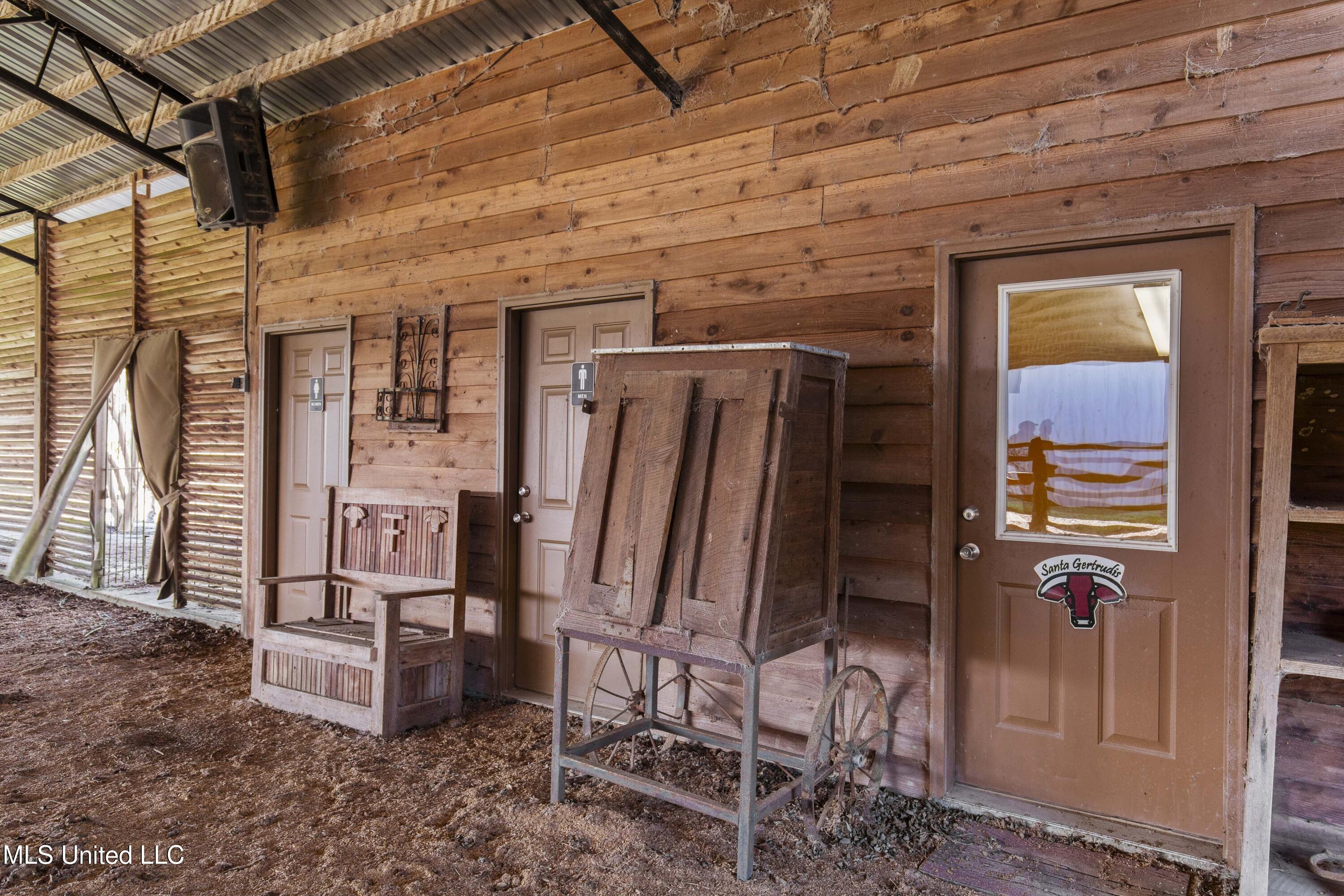 1020 Jack Johnson Road Crystal Springs, MS 39059 - Photo 35 of 125 1020 Jack Johnson-87