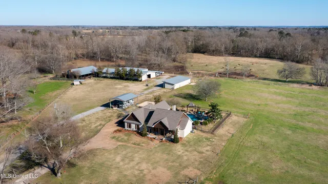 $1,359,000 | 1020 Jack Johnson Road, Crystal Springs, MS 39059