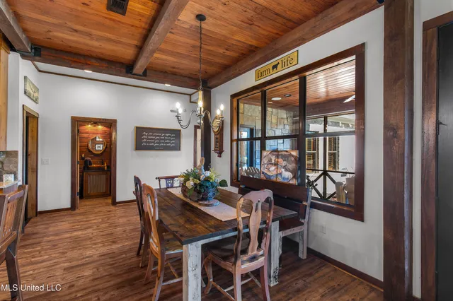 $1,359,000 | 1020 Jack Johnson Road, Crystal Springs, MS 39059