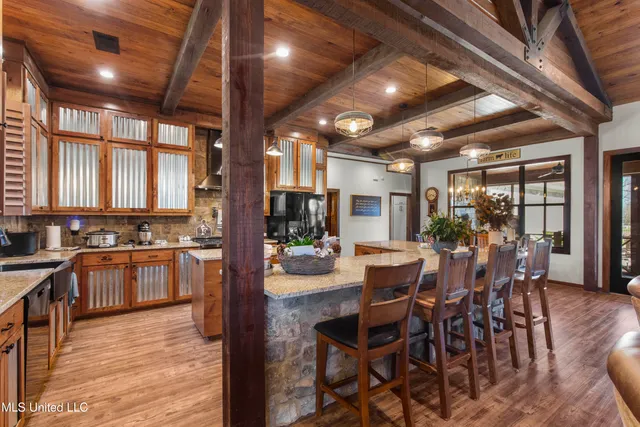 $1,359,000 | 1020 Jack Johnson Road, Crystal Springs, MS 39059