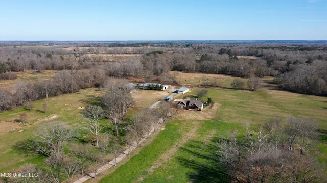 $1,359,000 | 1020 Jack Johnson Road, Crystal Springs, MS 39059