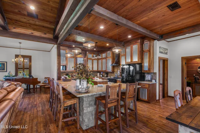 $1,359,000 | 1020 Jack Johnson Road, Crystal Springs, MS 39059