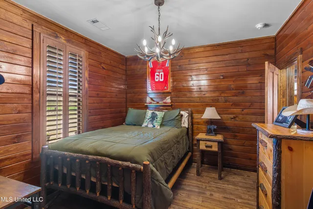 $1,359,000 | 1020 Jack Johnson Road, Crystal Springs, MS 39059