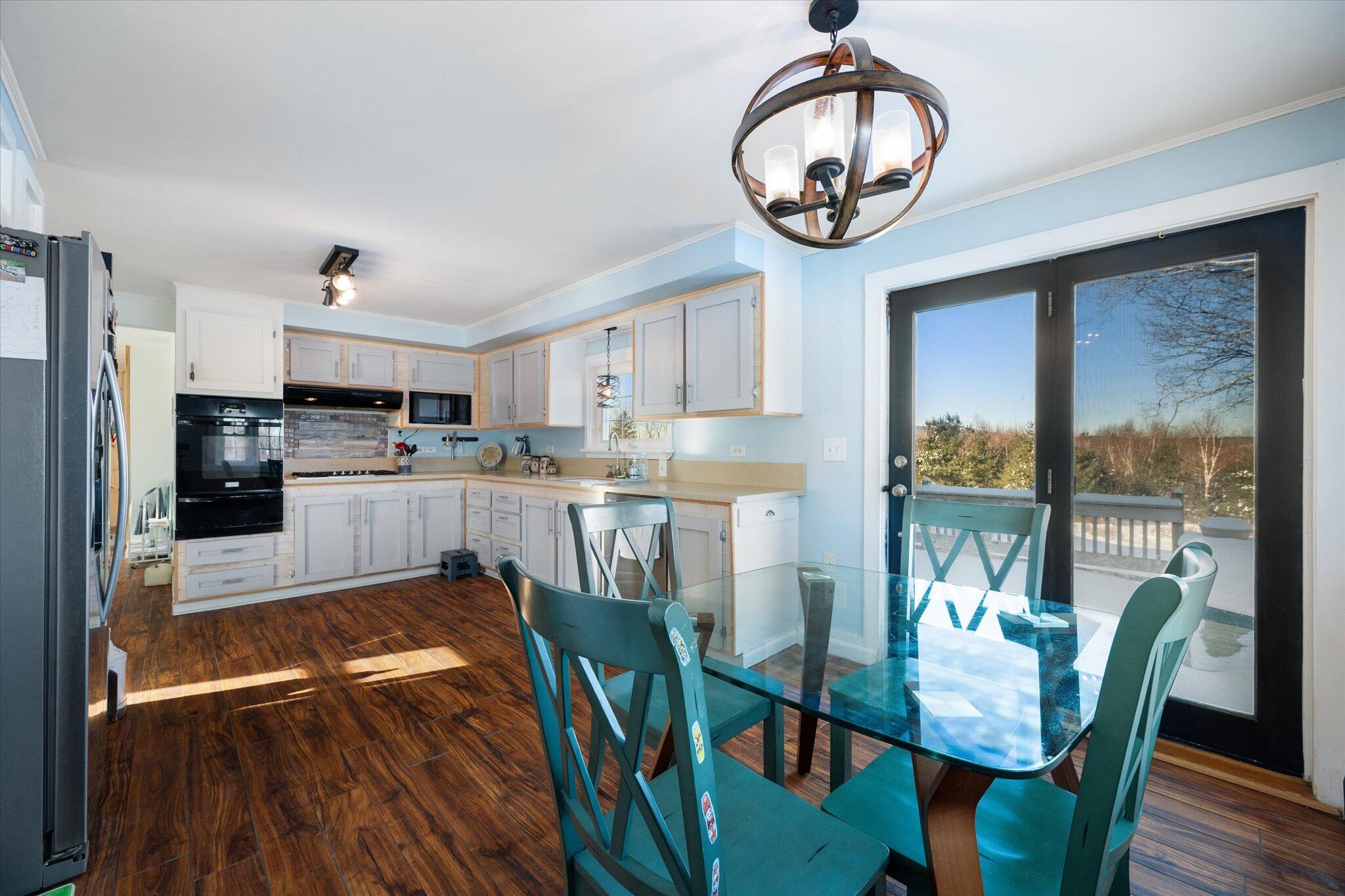 1445 Bangor Road Ellsworth, ME 04605 - Photo 15 of 48 26-Dining