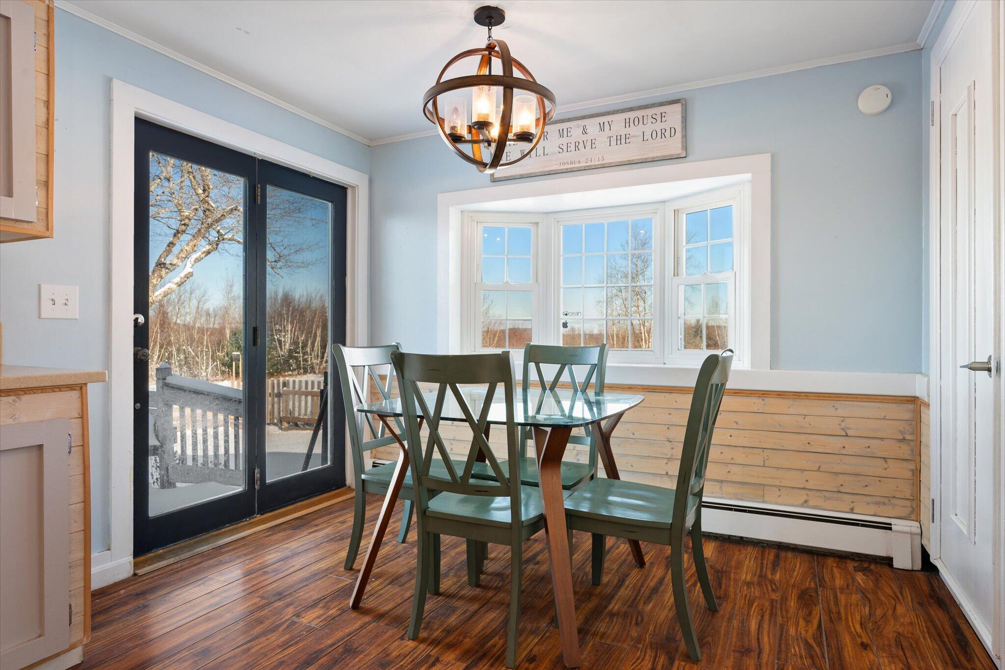 1445 Bangor Road Ellsworth, ME 04605 - Photo 17 of 48 28-Dining