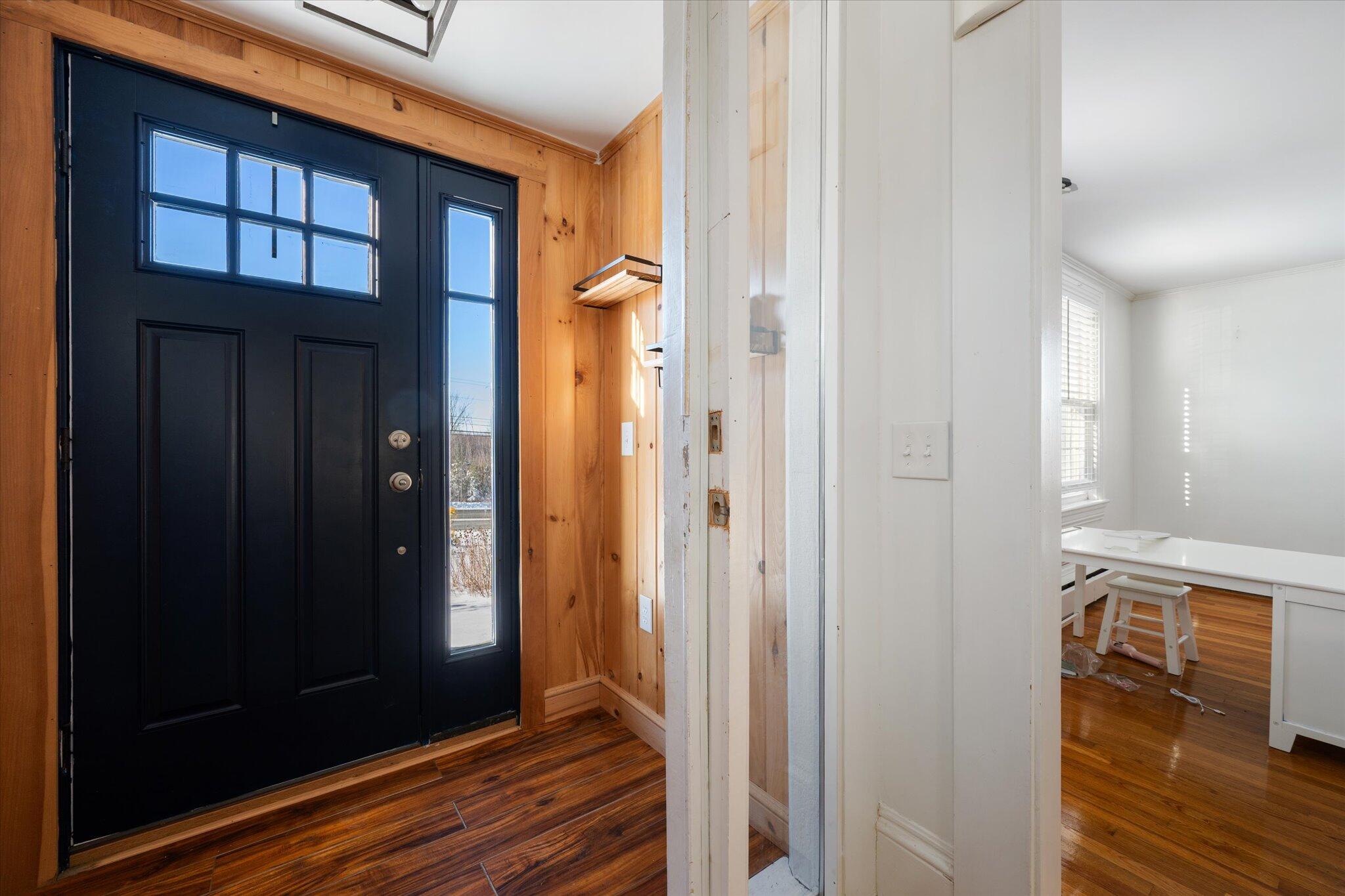 1445 Bangor Road Ellsworth, ME 04605 - Photo 29 of 48 40-Foyer