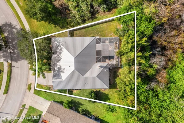 $4,500 | 943 Carriage Hill Road, Melbourne, FL 32940