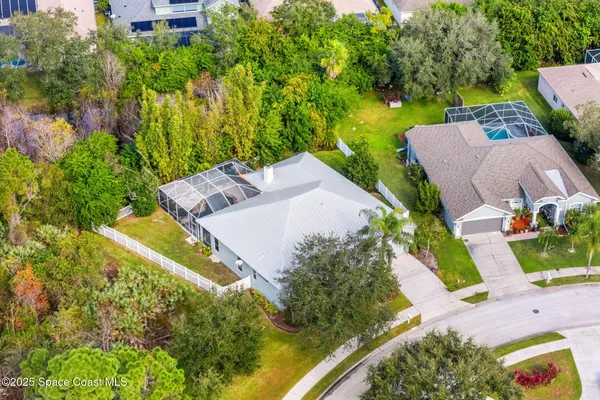 $4,500 | 943 Carriage Hill Road, Melbourne, FL 32940