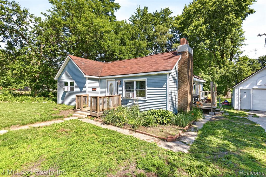 315 Butler Street Vassar, MI 48768 - Photo 3 of 29