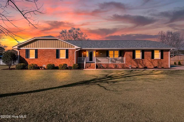 $340,000 | 4906 Creekside Drive, New Bern, NC 28562