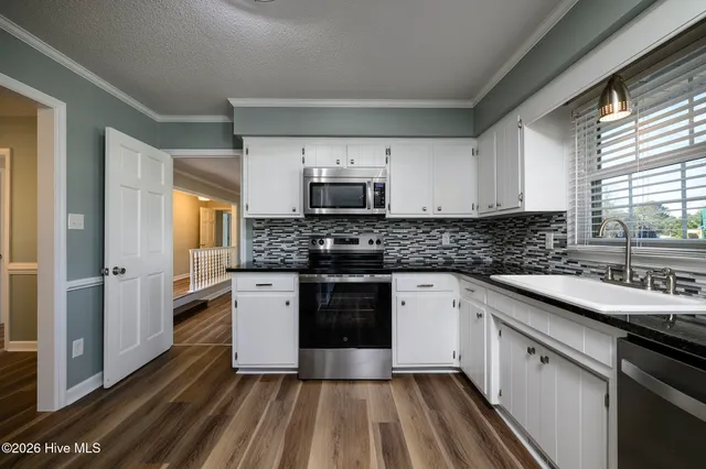 $340,000 | 4906 Creekside Drive, New Bern, NC 28562