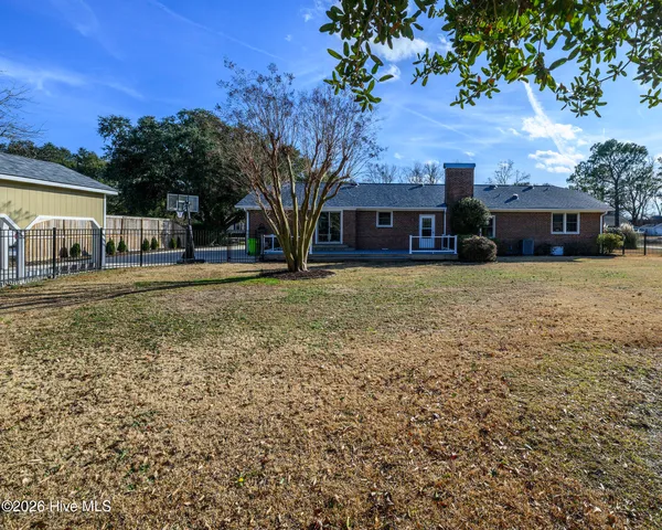 $340,000 | 4906 Creekside Drive, New Bern, NC 28562