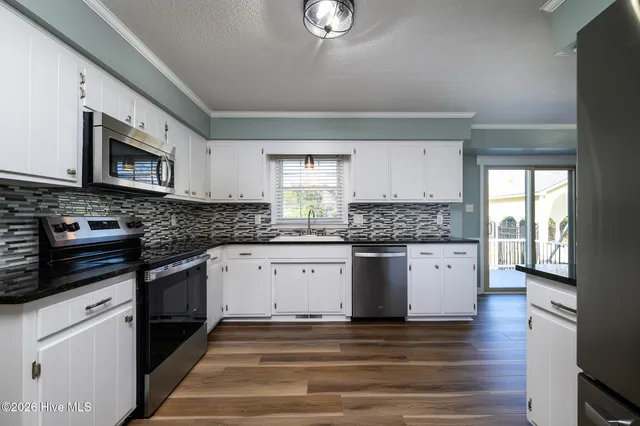 $340,000 | 4906 Creekside Drive, New Bern, NC 28562