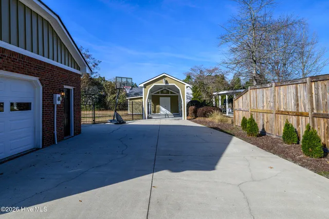 $340,000 | 4906 Creekside Drive, New Bern, NC 28562
