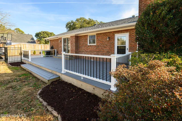 $340,000 | 4906 Creekside Drive, New Bern, NC 28562