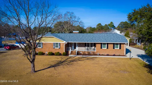 $340,000 | 4906 Creekside Drive, New Bern, NC 28562