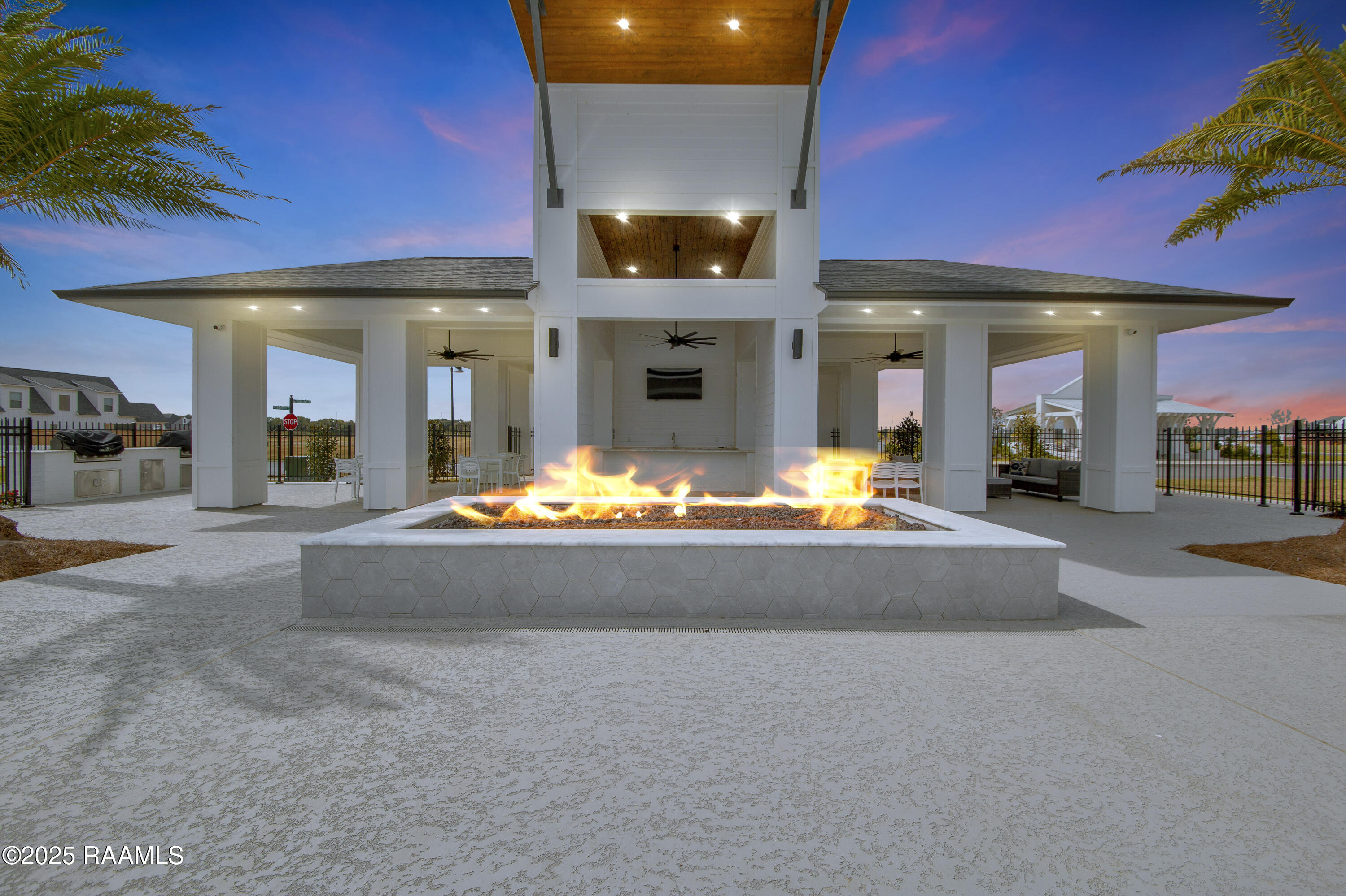 110 Breakers Way Scott, LA 70506 - Photo 5 of 26 WestVillagePool-24