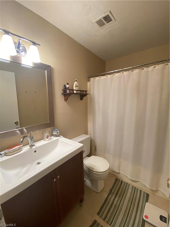209 Northpoint Avenue, Unit F High Point, NC 27262 - Photo 13 of 15 Gallery Image 13