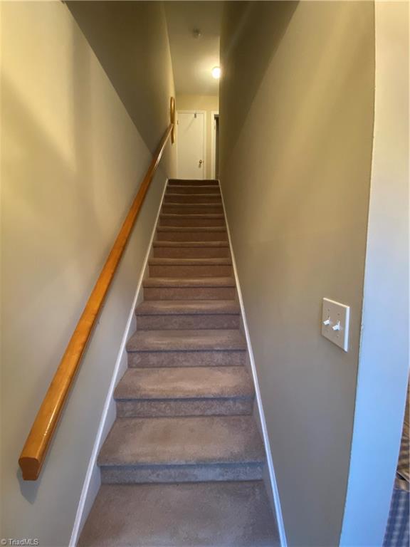 209 Northpoint Avenue, Unit F High Point, NC 27262 - Photo 10 of 15 Gallery Image 10