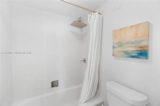 $2,600 | 100 Lincoln Road, Unit 1117, Miami Beach, FL 33139