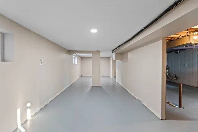 a view of empty room