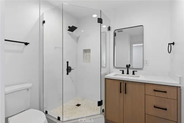 $2,095 | 11548 Burke Street, Unit B, Whittier, CA 90602