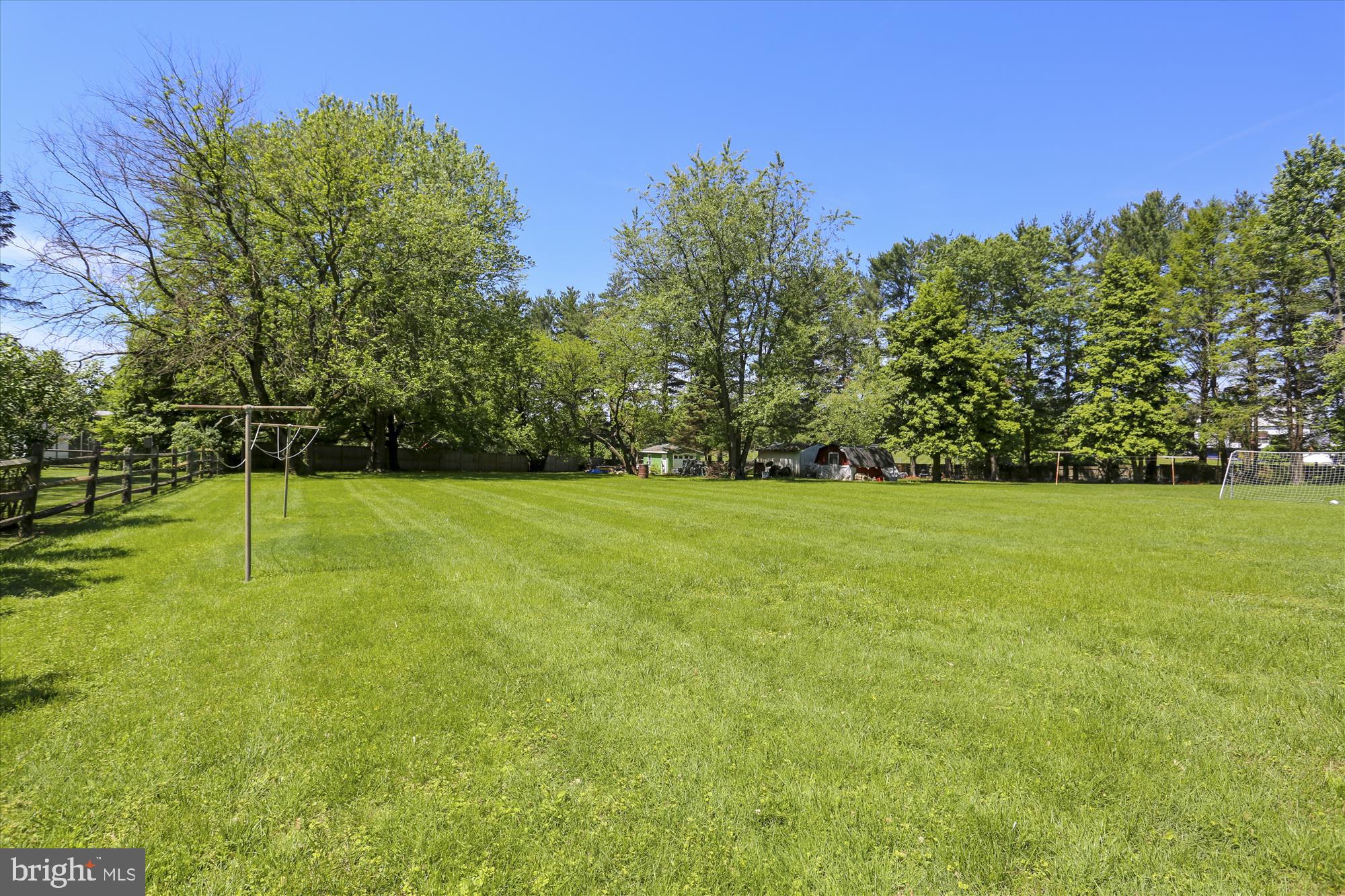 6504 Olney Laytonsville Road Gaithersburg, MD 20882 - Photo 5 of 39