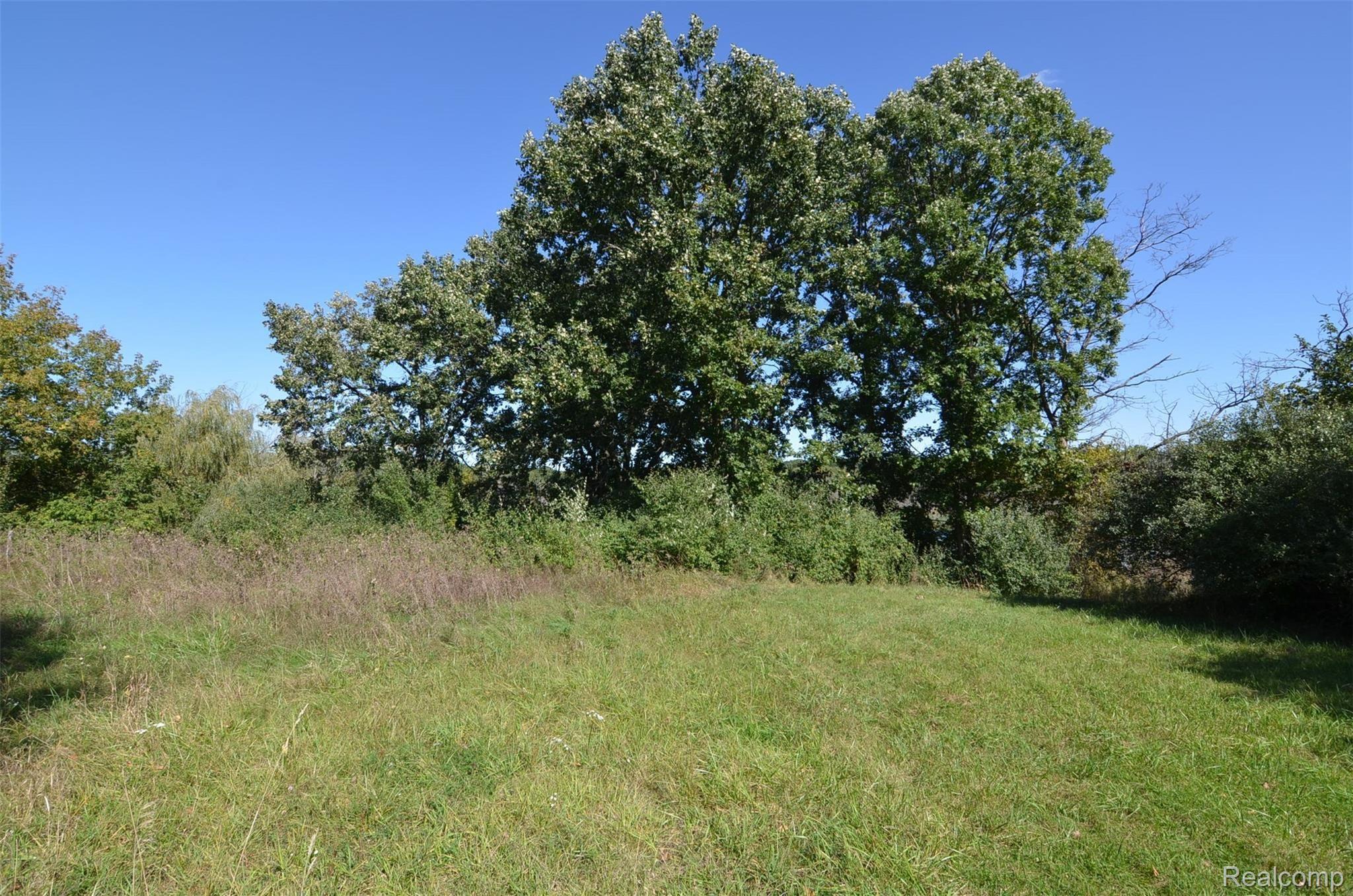 11000 Markland Road Holly, MI 48442 - Photo 3 of 9 DSC_0381.JPG