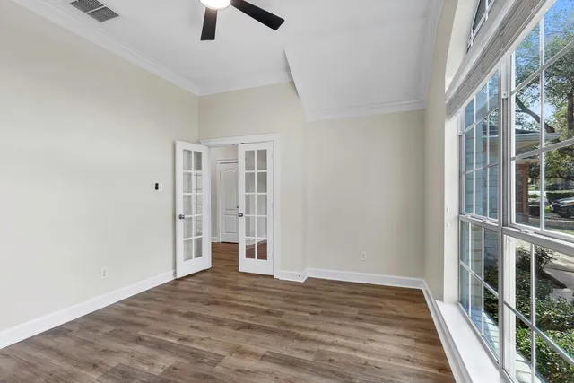 an empty room with windows