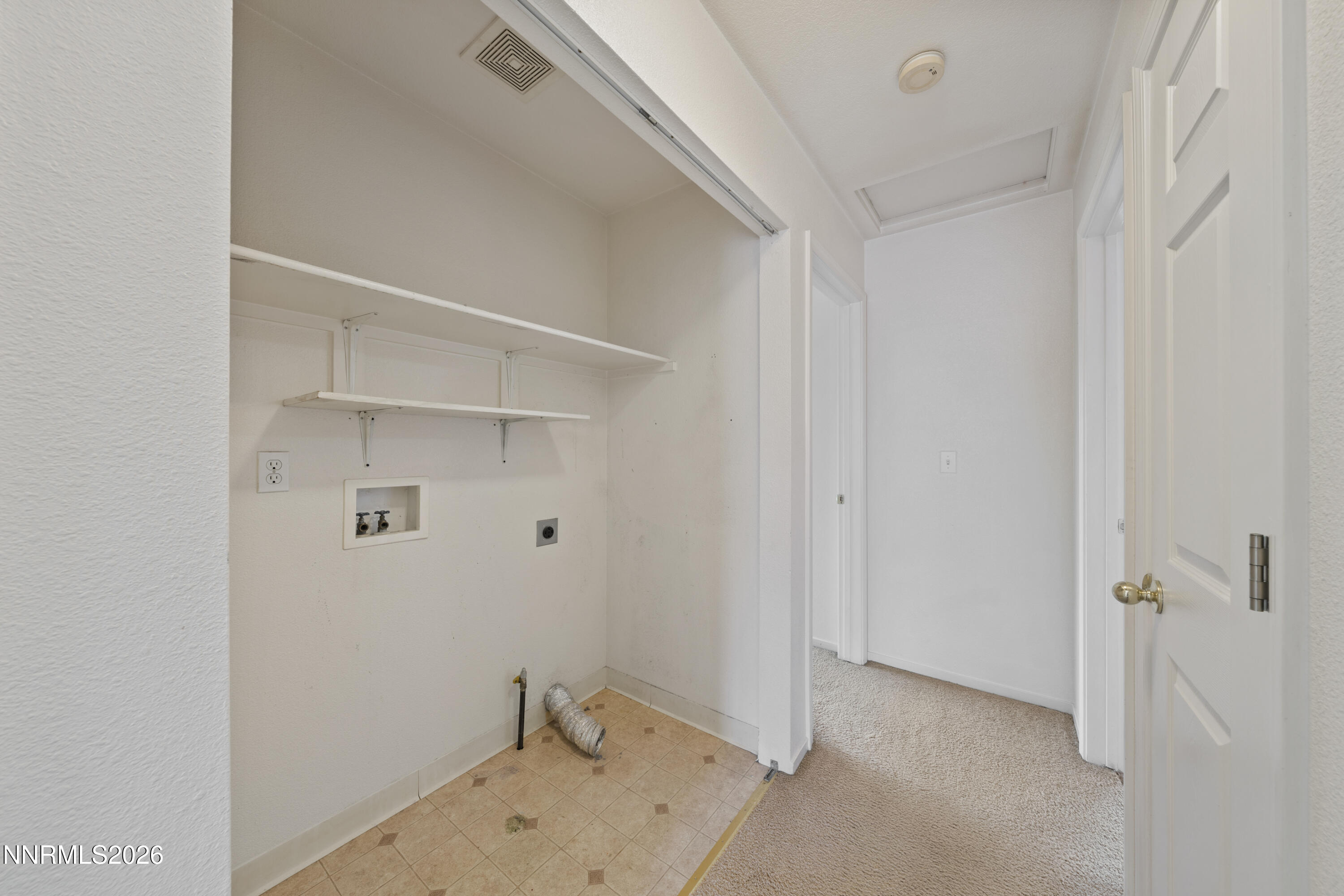 17617 Grand Valley Court Reno, NV 89508 - Photo 10 of 15 a view of room