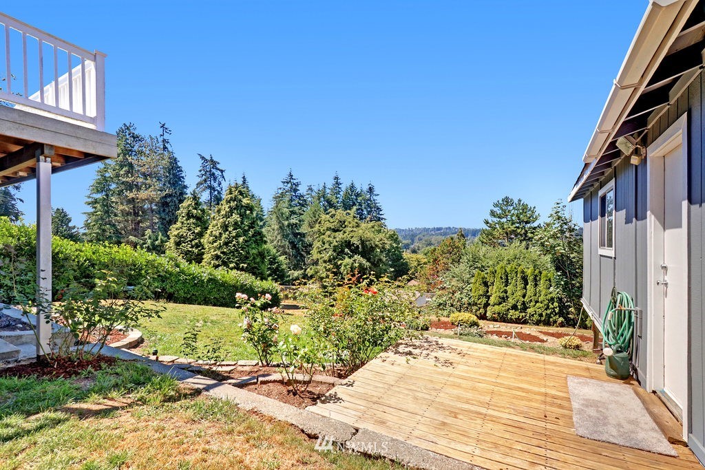 23918 7th Avenue West Bothell, WA 98021 - Photo 22 of 24