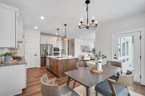 $839,900 | 10261 Shadyview Lane North, Maple Grove, MN 55311