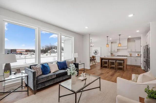 $789,900 | 10261 Shadyview Lane North, Maple Grove, MN 55311