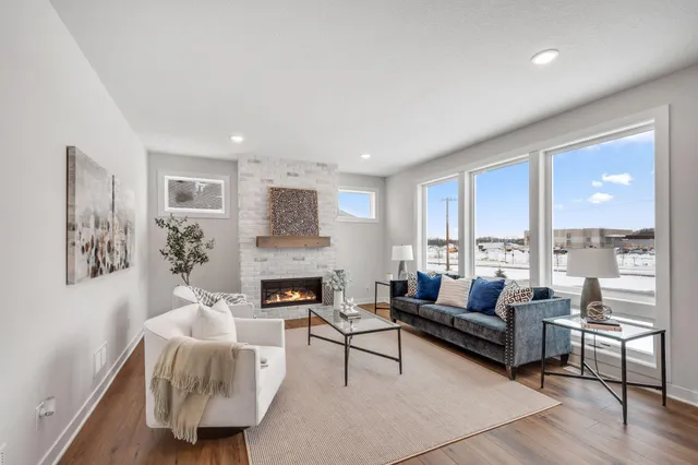 $789,900 | 10261 Shadyview Lane North, Maple Grove, MN 55311