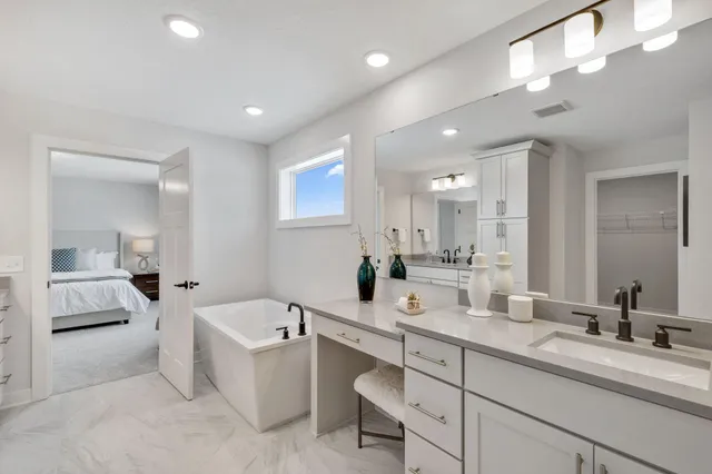 $789,900 | 10261 Shadyview Lane North, Maple Grove, MN 55311