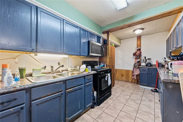$174,900 | 100 Lamplite Lane, Sinton, TX 78387