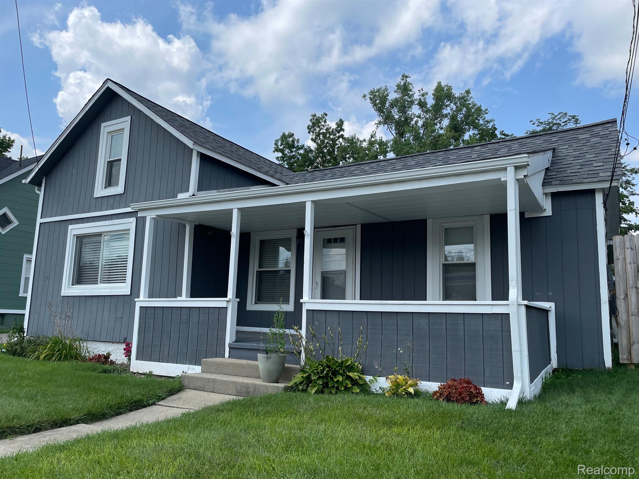 7556 Miller Road Swartz Creek, MI 48473 - Photo 1 of 15