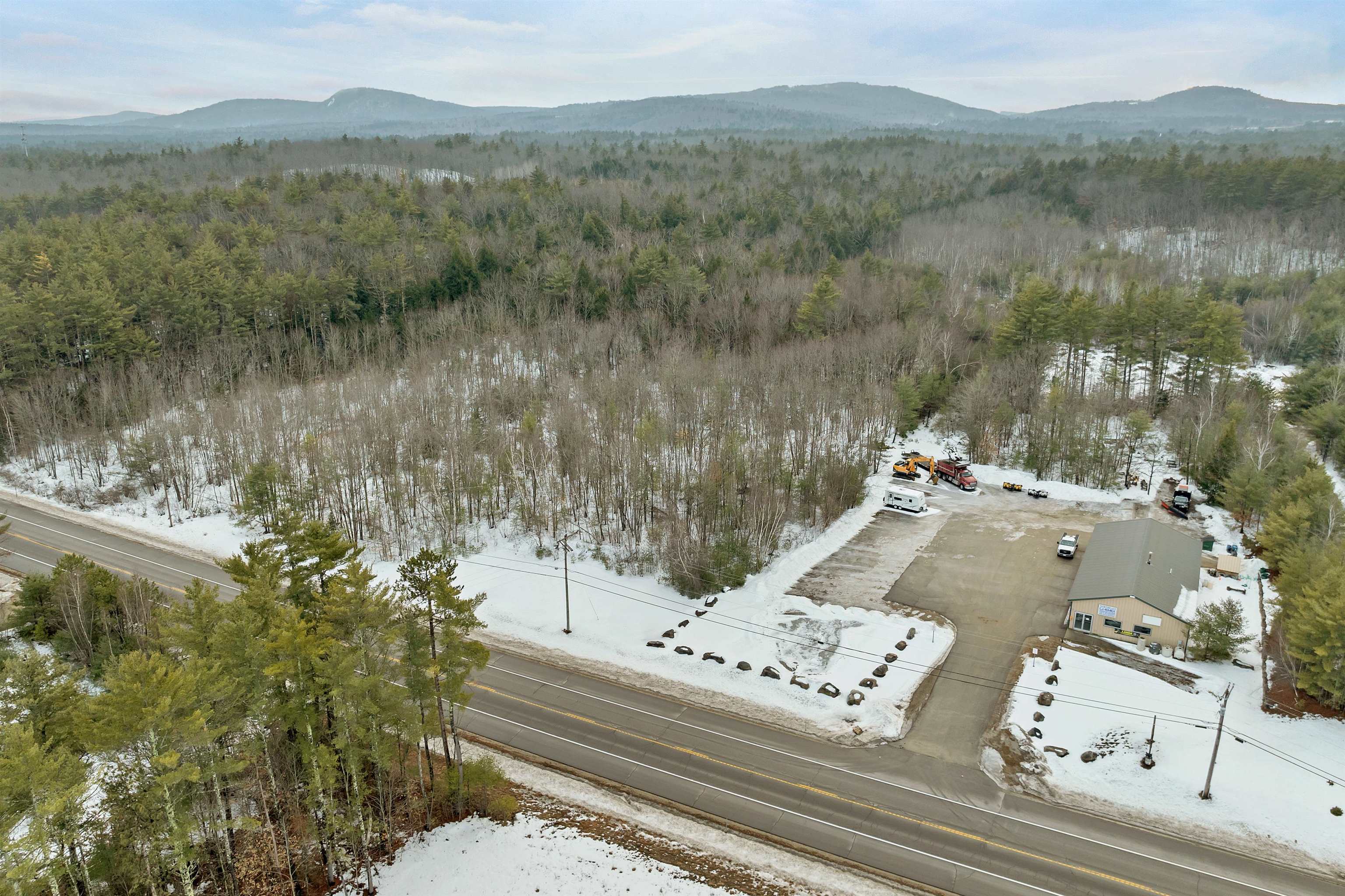 829 Highway 16 Ossipee, NH 03864 - Photo 2 of 13