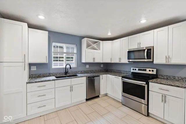 $229,000 | 529 East 32nd Street, Indianapolis, IN 46205