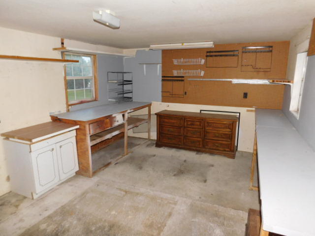 2304 Pleasant View Road Knoxville, TN 37914 - Photo 6 of 17 Interior Storage-Building / Work-Shop