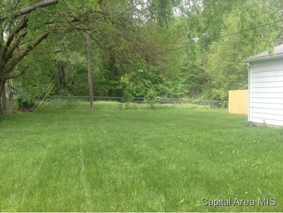 29 Gettysburg Drive Springfield, IL 62702 - Photo 3 of 8 Gallery Image 3