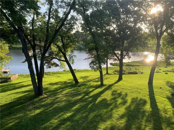 $499,950 | 1642 North Hunter Drive, Olathe, KS 66061