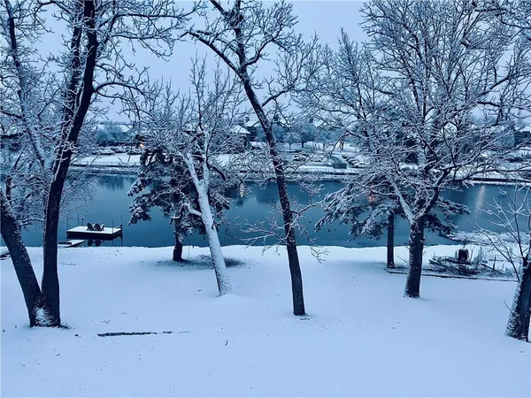 $499,950 | 1642 North Hunter Drive, Olathe, KS 66061