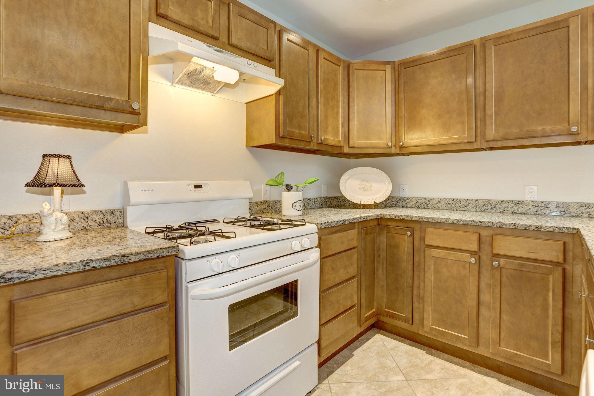 12005 Dewey Road Silver Spring, MD 20906 - Photo 7 of 30 Kitchen