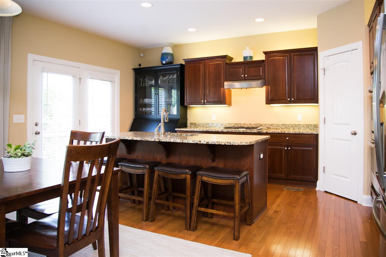3 Riverside Drive Greenville, SC 29605 - Photo 12 of 31 Gallery Image 12