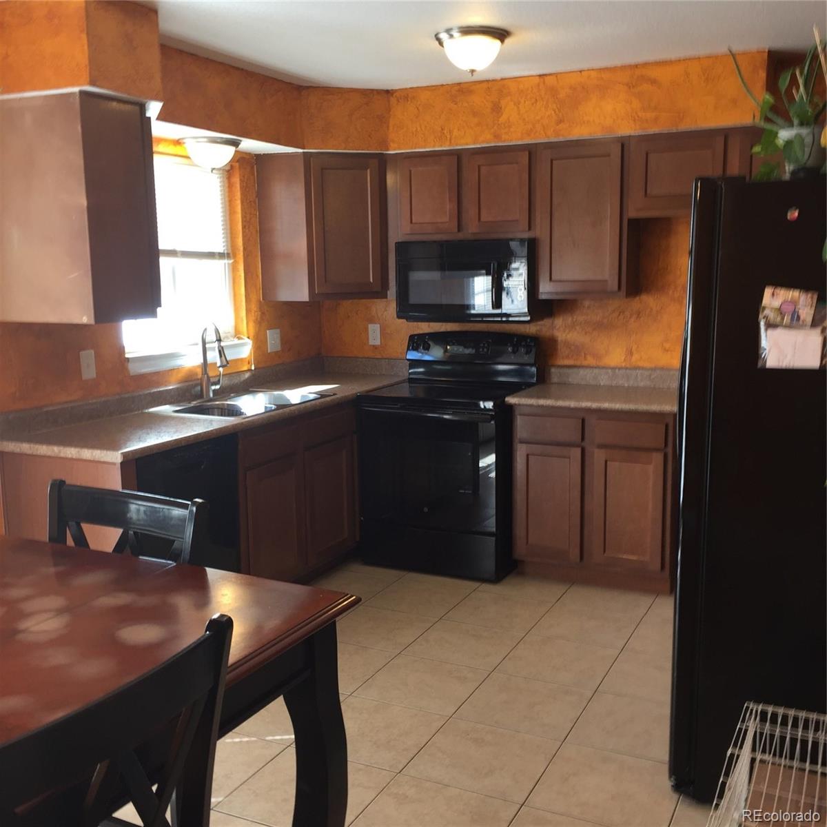 7771 Granada Road Denver, CO 80221 - Photo 5 of 19 Gallery Image 5