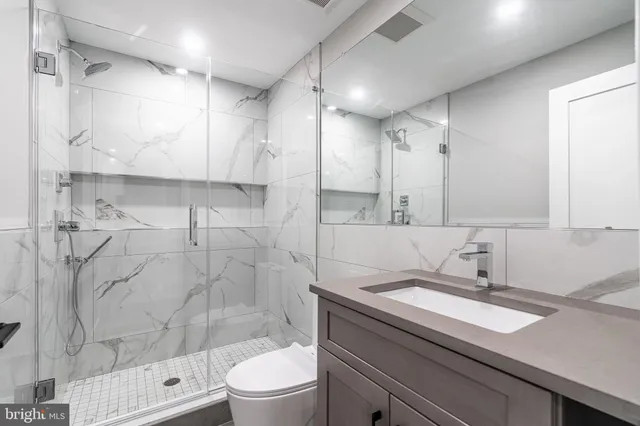 $3,350 | 2412 Innovator Way, Unit A, Philadelphia, PA 19146